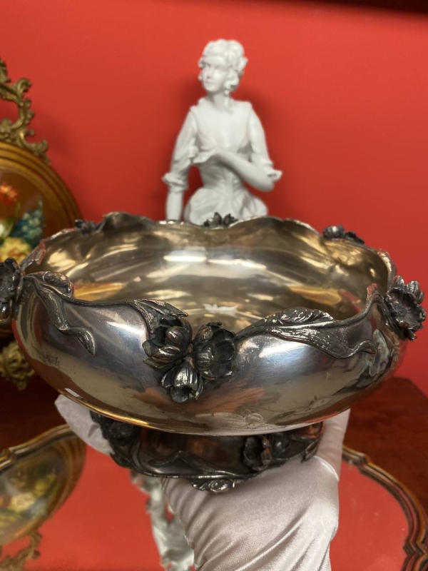Antique Homan MFG Co. Silver-Plated Fruit Bowl with Floral Decoration, America
