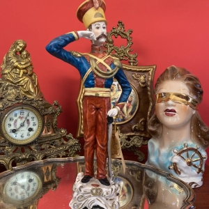 Vintage Italian Hussar Figurine, Capodimonte-Style Soldier Statue with Certificate