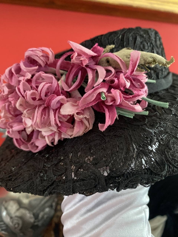 Vintage 1920s–30s Art Deco Ladies' Hats with Floral Embellishments