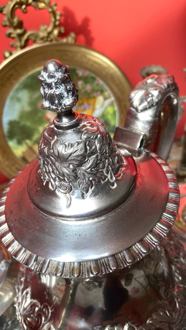 Large Antique Silver-Plated Coffee/Tea Pot