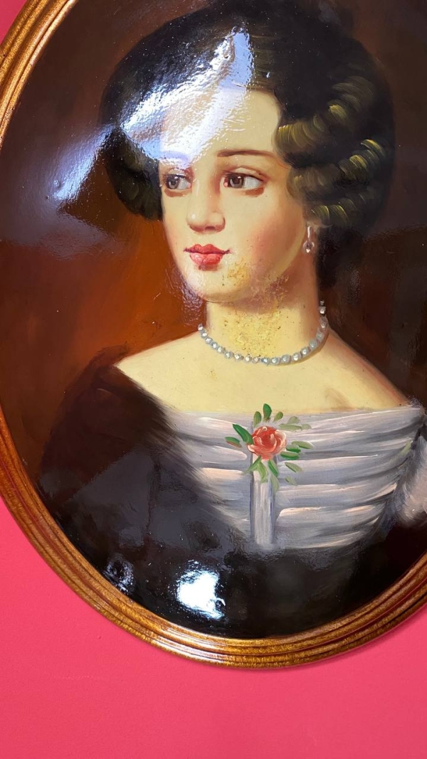 Large Vintage Convex Painting: Portrait of a Young Woman