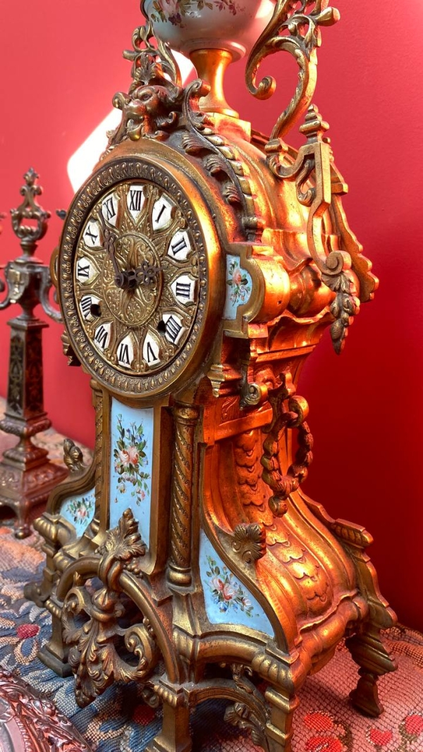 Antique French Rococo Bronze Mantel Clock