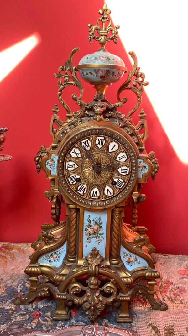 Antique French Rococo Bronze Mantel Clock