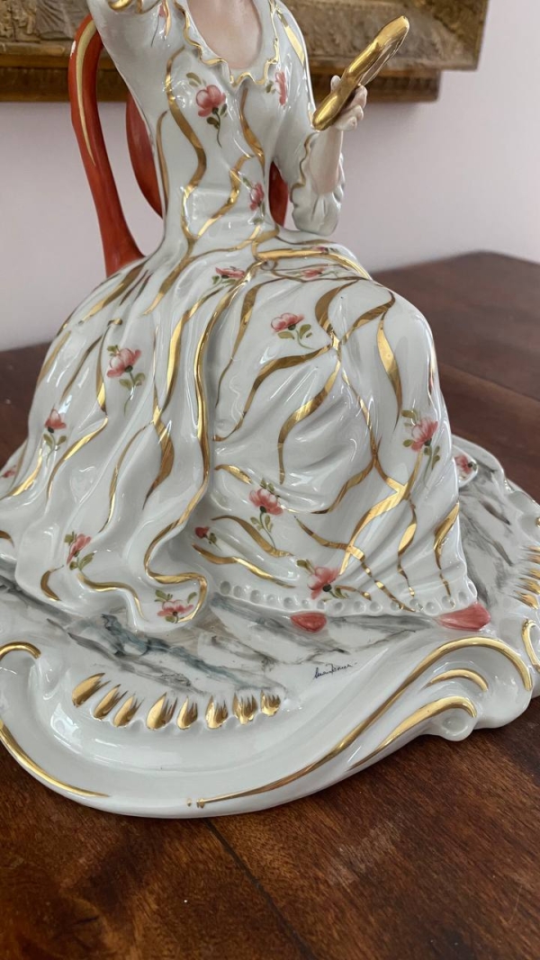 Capodimonte Figurine: Girl Looking in a Mirror