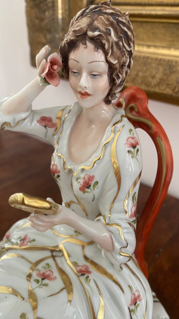 Capodimonte Figurine: Girl Looking in a Mirror