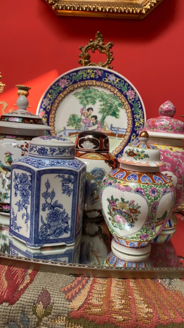 Vintage Chinese Plate with Figures and Floral Border