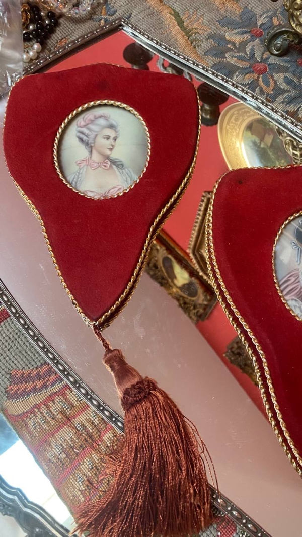 Vintage Italian Wall Pictures in Red Velvet