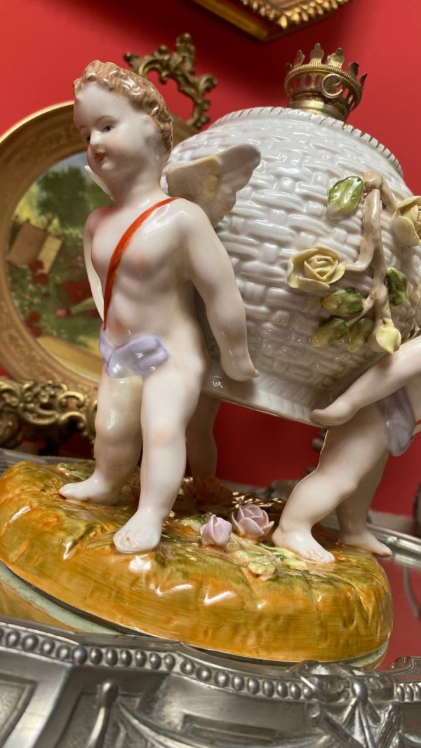Antique Porcelain Lamp with Cherubs and Rose Basket