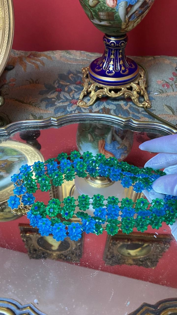 Vintage “Flowers of America” Necklace