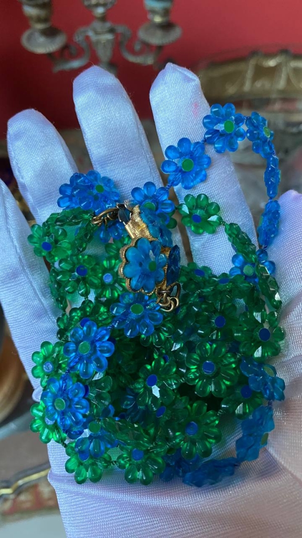 Vintage “Flowers of America” Necklace