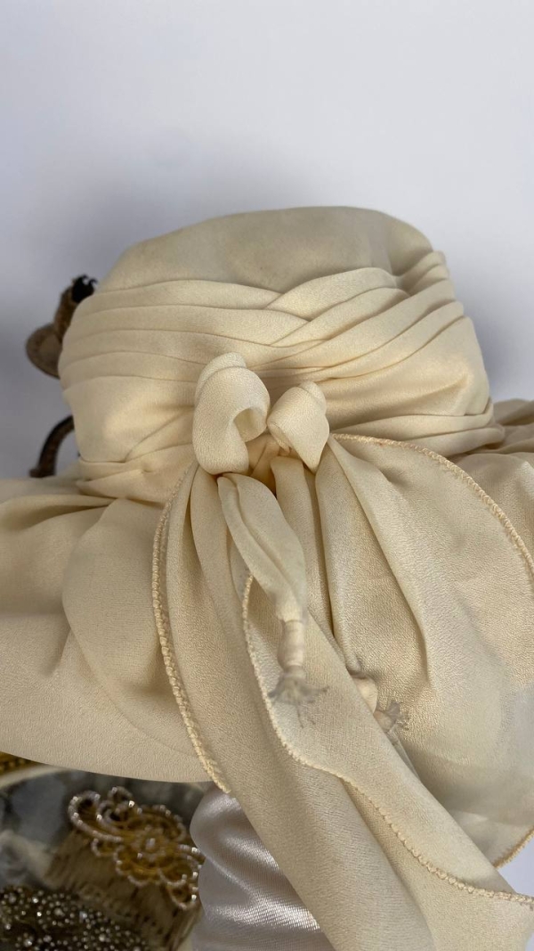 Vintage Cream Silk Cloche Hat with Scarf