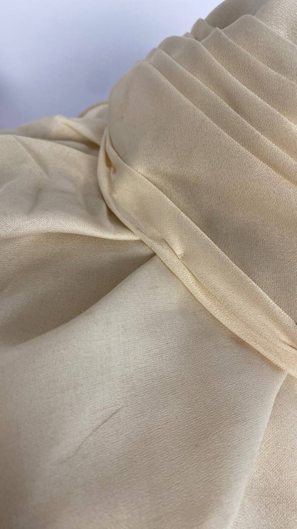 Vintage Cream Silk Cloche Hat with Scarf